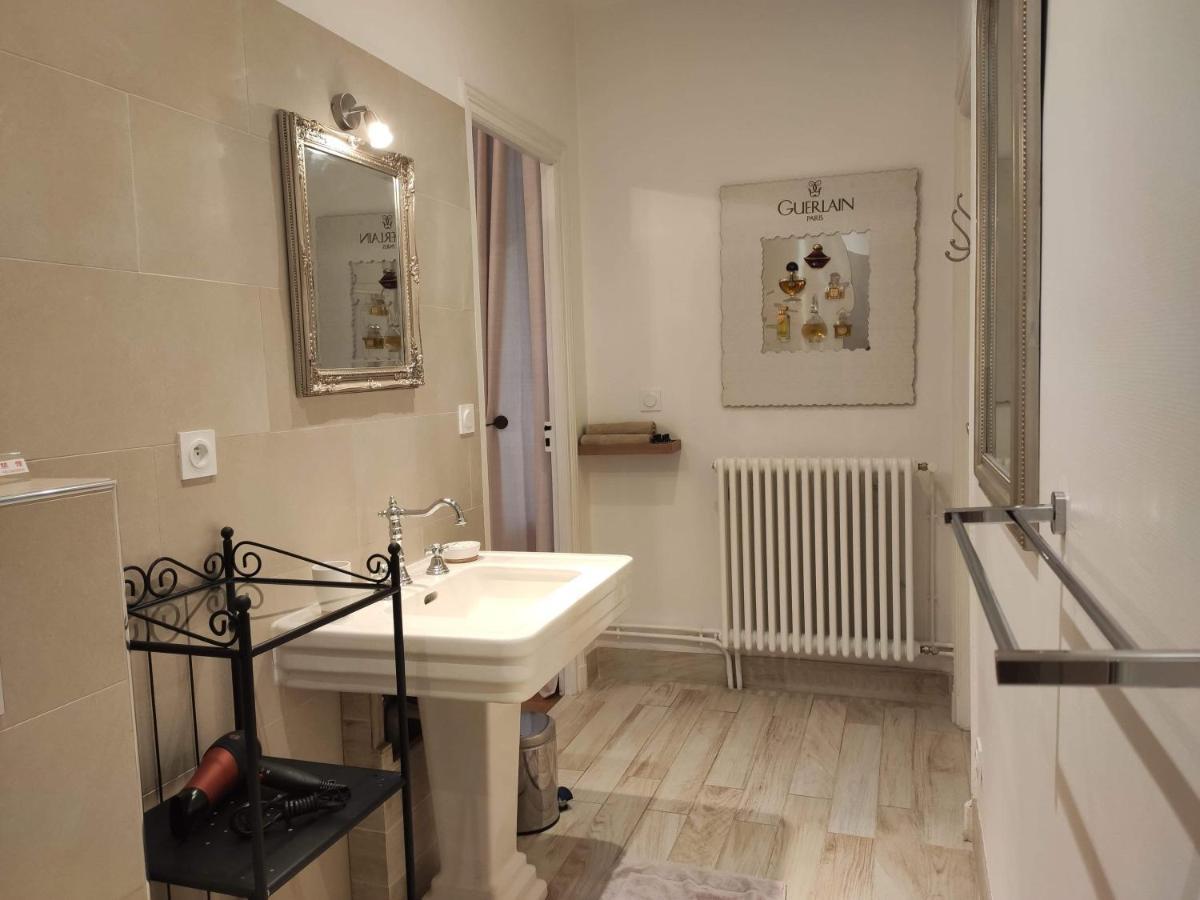 Chambres D'Hotes De Luxe Cote Parc-Cote Jardin Avec Parking Prive Gratuit Nevers Exterior foto