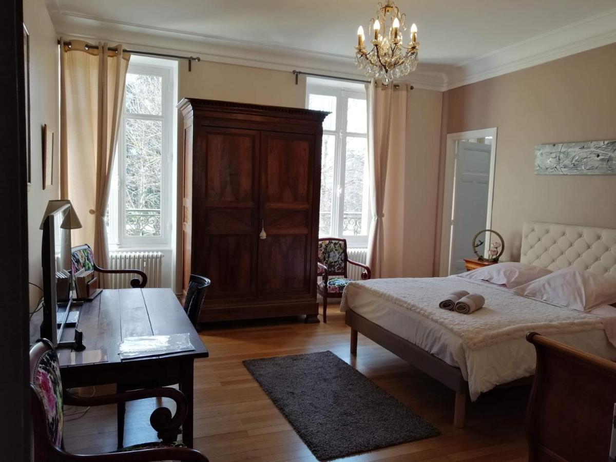 Chambres D'Hotes De Luxe Cote Parc-Cote Jardin Avec Parking Prive Gratuit Nevers Exterior foto