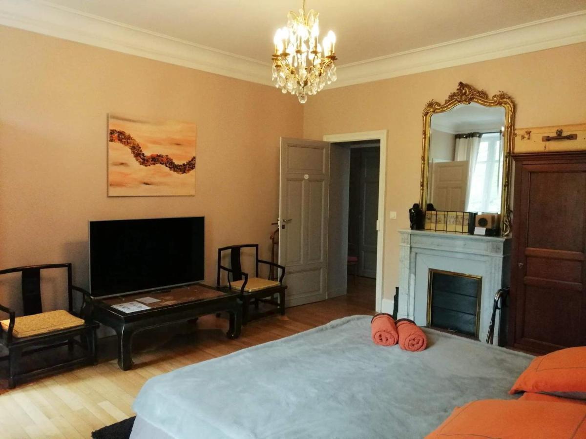 Chambres D'Hotes De Luxe Cote Parc-Cote Jardin Avec Parking Prive Gratuit Nevers Exterior foto