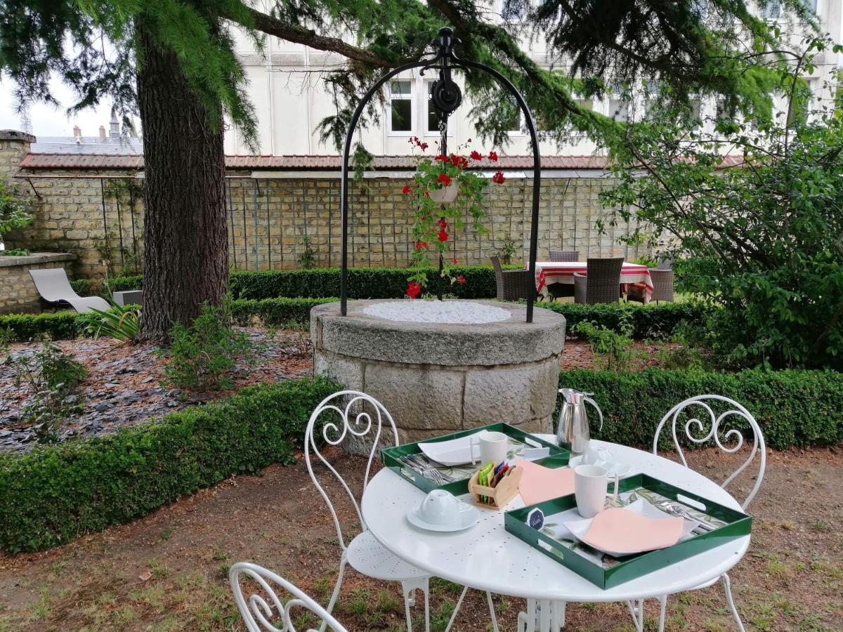 Chambres D'Hotes De Luxe Cote Parc-Cote Jardin Avec Parking Prive Gratuit Nevers Exterior foto