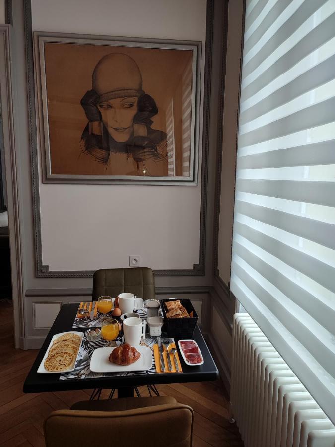 Chambres D'Hotes De Luxe Cote Parc-Cote Jardin Avec Parking Prive Gratuit Nevers Exterior foto