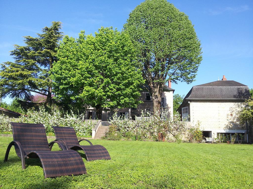 Chambres D'Hotes De Luxe Cote Parc-Cote Jardin Avec Parking Prive Gratuit Nevers Exterior foto
