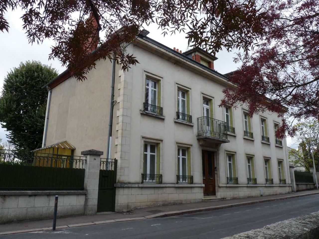Chambres D'Hotes De Luxe Cote Parc-Cote Jardin Avec Parking Prive Gratuit Nevers Exterior foto