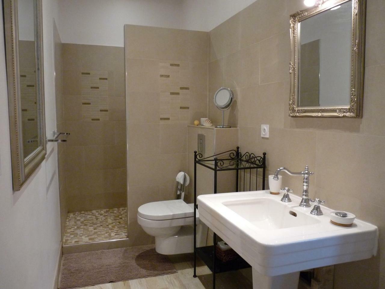 Chambres D'Hotes De Luxe Cote Parc-Cote Jardin Avec Parking Prive Gratuit Nevers Exterior foto