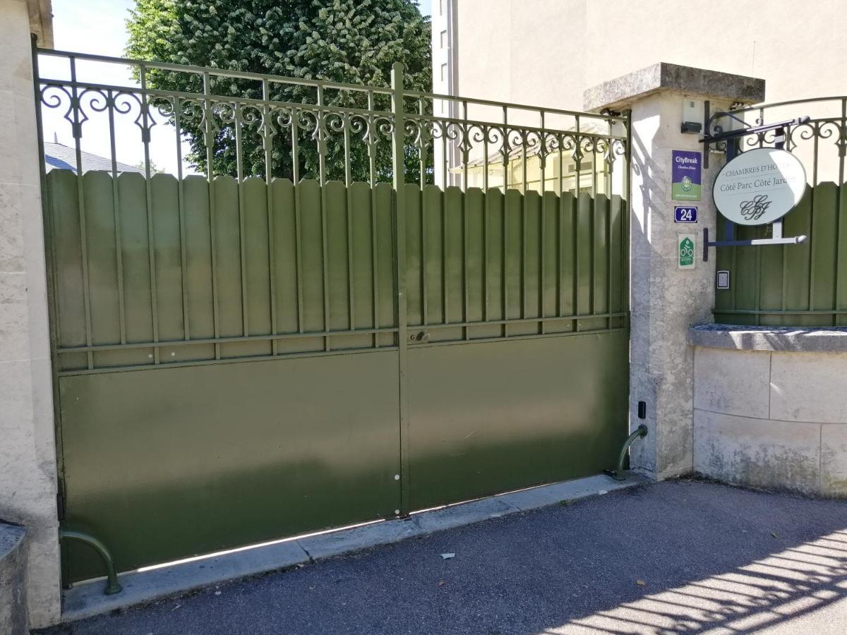 Chambres D'Hotes De Luxe Cote Parc-Cote Jardin Avec Parking Prive Gratuit Nevers Exterior foto